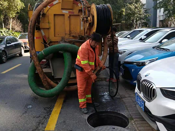 宛城排污管道清淤